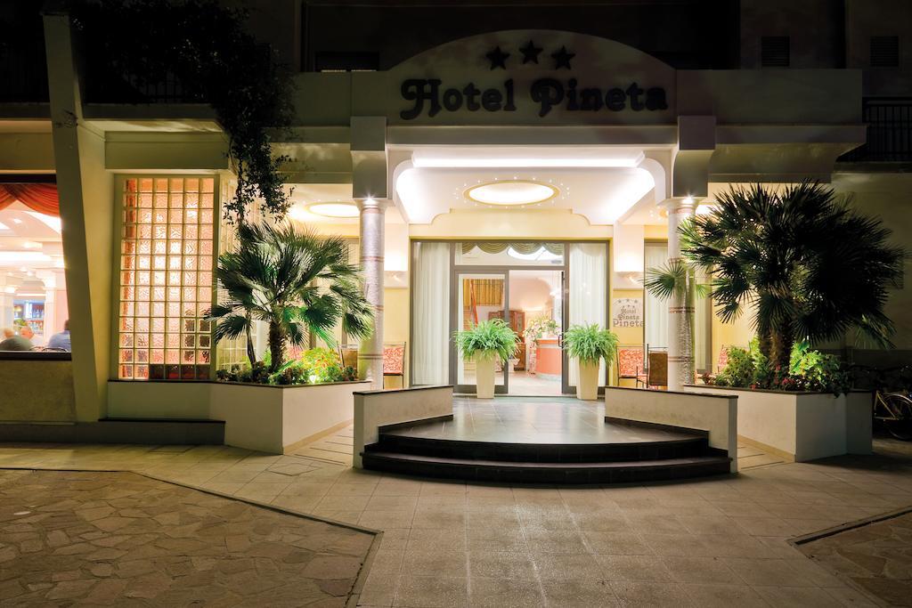 Hotel Pineta Bellaria-Igea Marina Luaran gambar