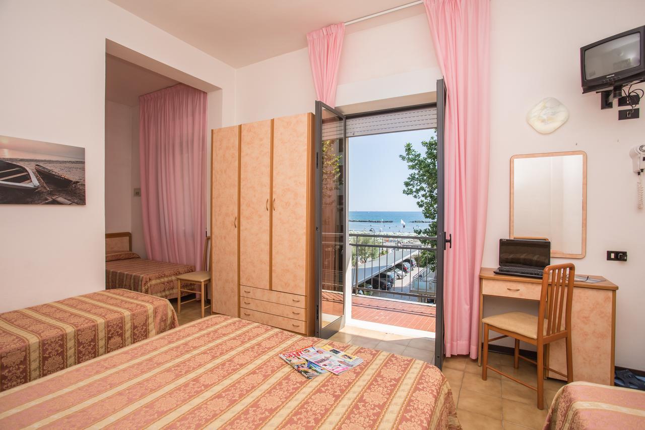Hotel Pineta Bellaria-Igea Marina Luaran gambar