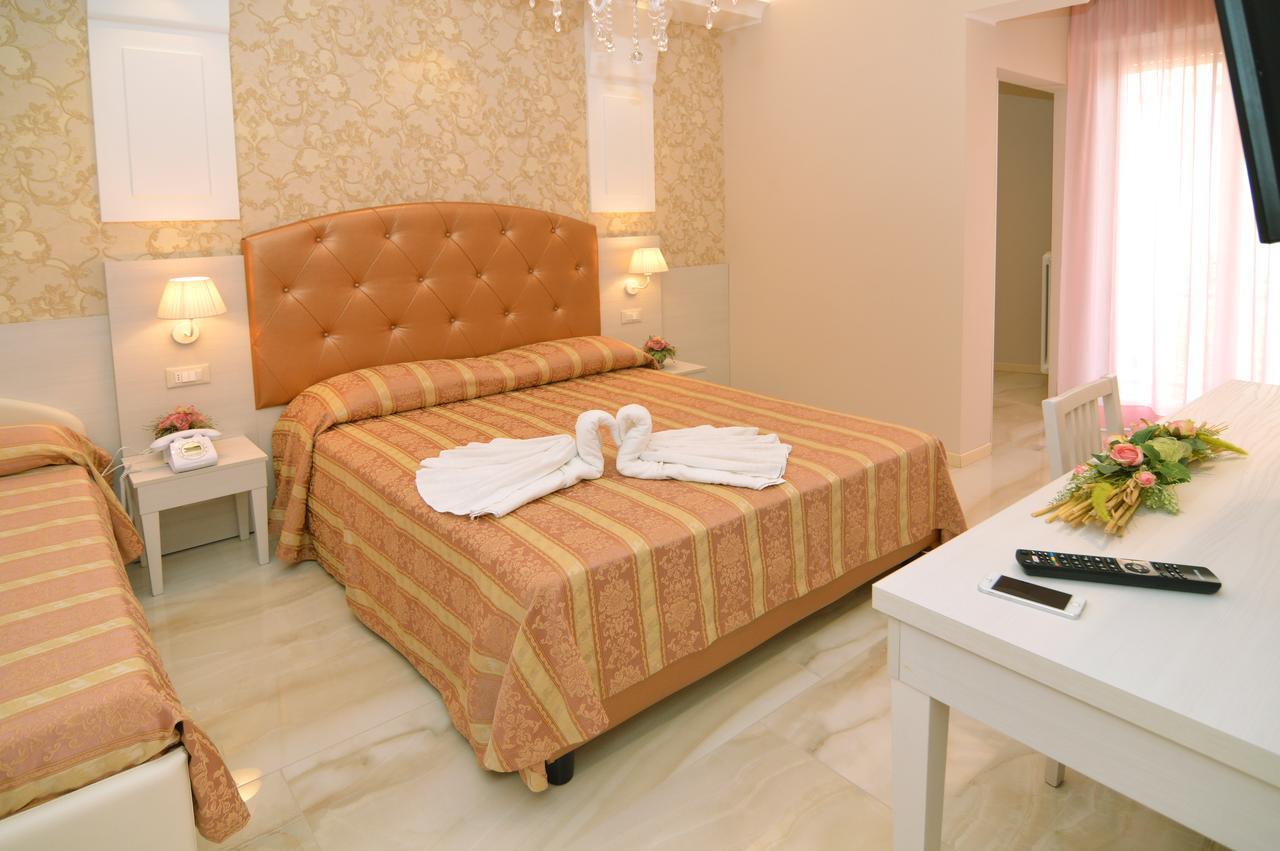 Hotel Pineta Bellaria-Igea Marina Luaran gambar